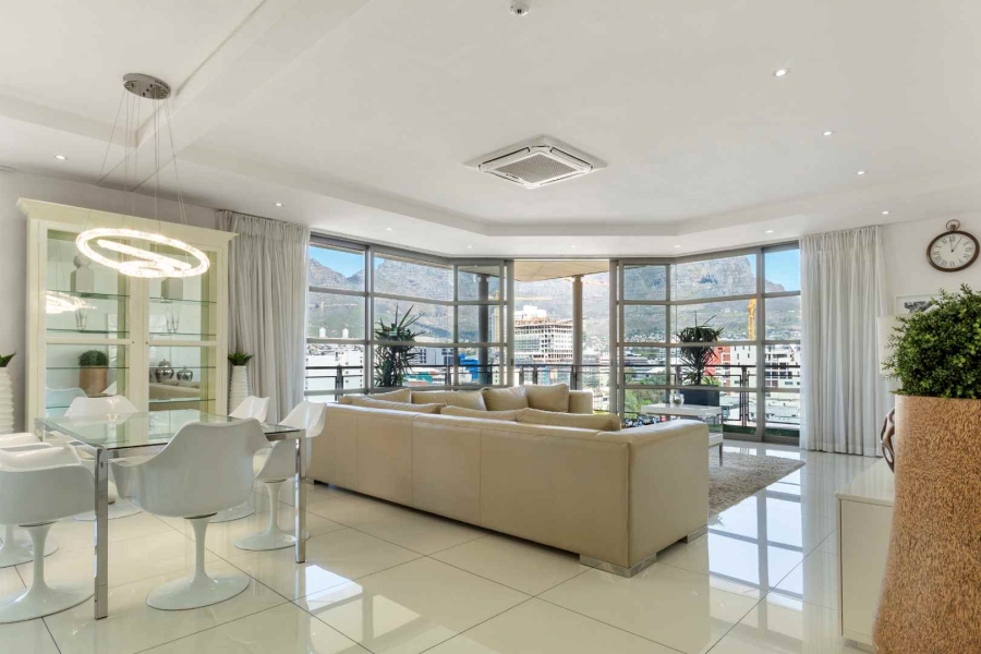 2 Bedroom Property for Sale in De Waterkant Western Cape